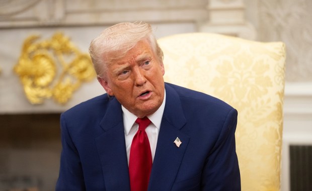 "Czekamy na zielone światło od Trumpa". Izrael grozi Iranowi 