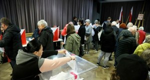 Czemu Polacy głosowali na Nawrockiego? I za co cenią Brauna?