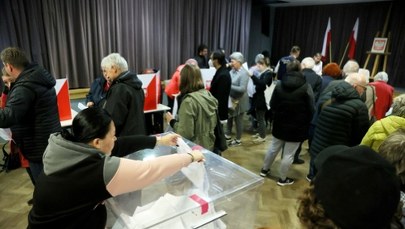 Czemu Polacy głosowali na Nawrockiego? I za co cenią Brauna?