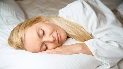 Czemu śni nam się właśnie to, co nam się śni?