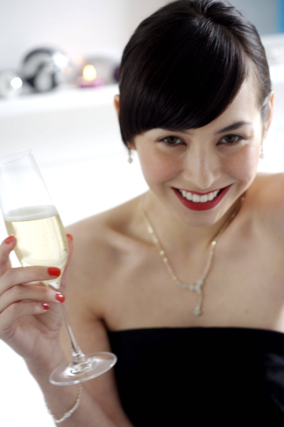 Czerń to bez wątpienia najbardziej elegancki kolor /Rebecca Lacey    /PAP/EPA