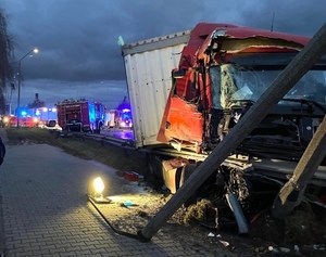 Czernikowo: Wypadek samochodu OSP. Nie żyje dwoje strażaków, troje rannych
