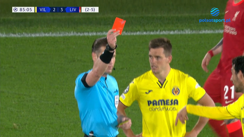 Czerwona kartka dla Etienne Capoue w meczu Villarreal – Liverpool. WIDEO (Polsat Sport)