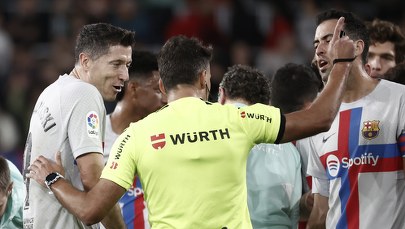 Czerwona kartka Roberta Lewandowskiego w ostatnim ligowym meczu przed MŚ