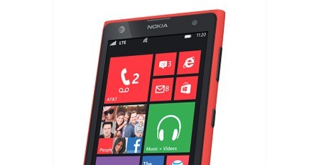 Czerwona Lumia 1020 Fot. evleaks /Komórkomania.pl