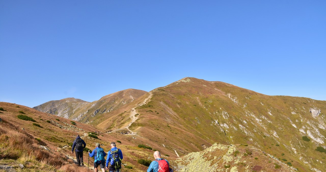 Czerwone Wierchy to świetna propozycja jesiennej wycieczki w Tatry. /East News