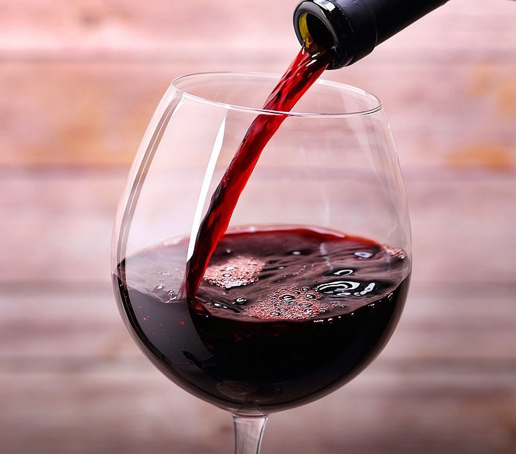 Czerwone wino /© Photogenica