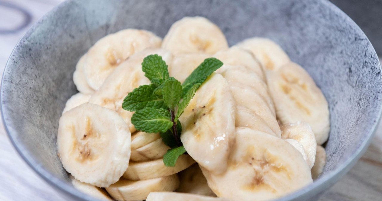 Czerwony banan smakuje podobnie do mango i maliny /Miquel Rosselló Calafell /Canva Pro