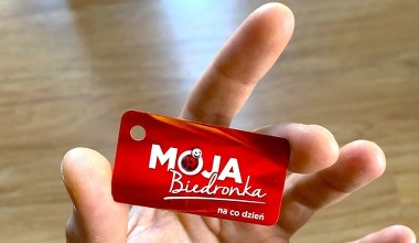 Część klientów nie ma wyboru. Karta Moja Biedronka musi być wyrobiona od nowa