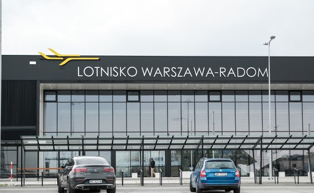 Część lotniska w Radomiu zamknięta. Pracownicy przeniesieni do Warszawy