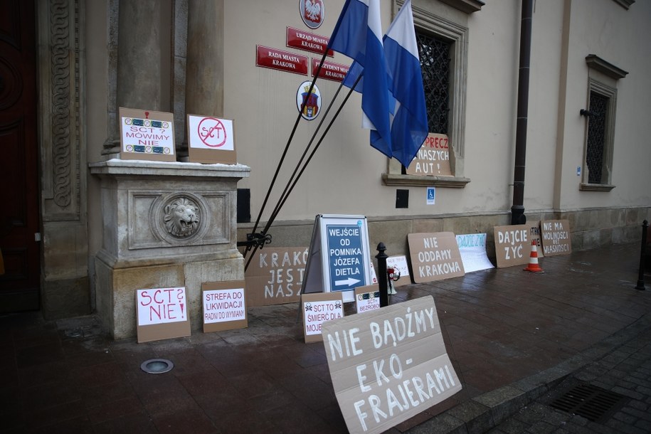 Część mieszkańców protestowała w styczniu przeciwko wprowadzeniu SCT /	Łukasz Gągulski /PAP