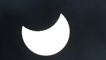 Częściowe zaćmienie Słońca w Polsce [ZDJĘCIA I FILMY]