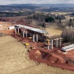 Czesi budują autostradę D11 do Polski. Internauci: "Nie powstanie na czas"