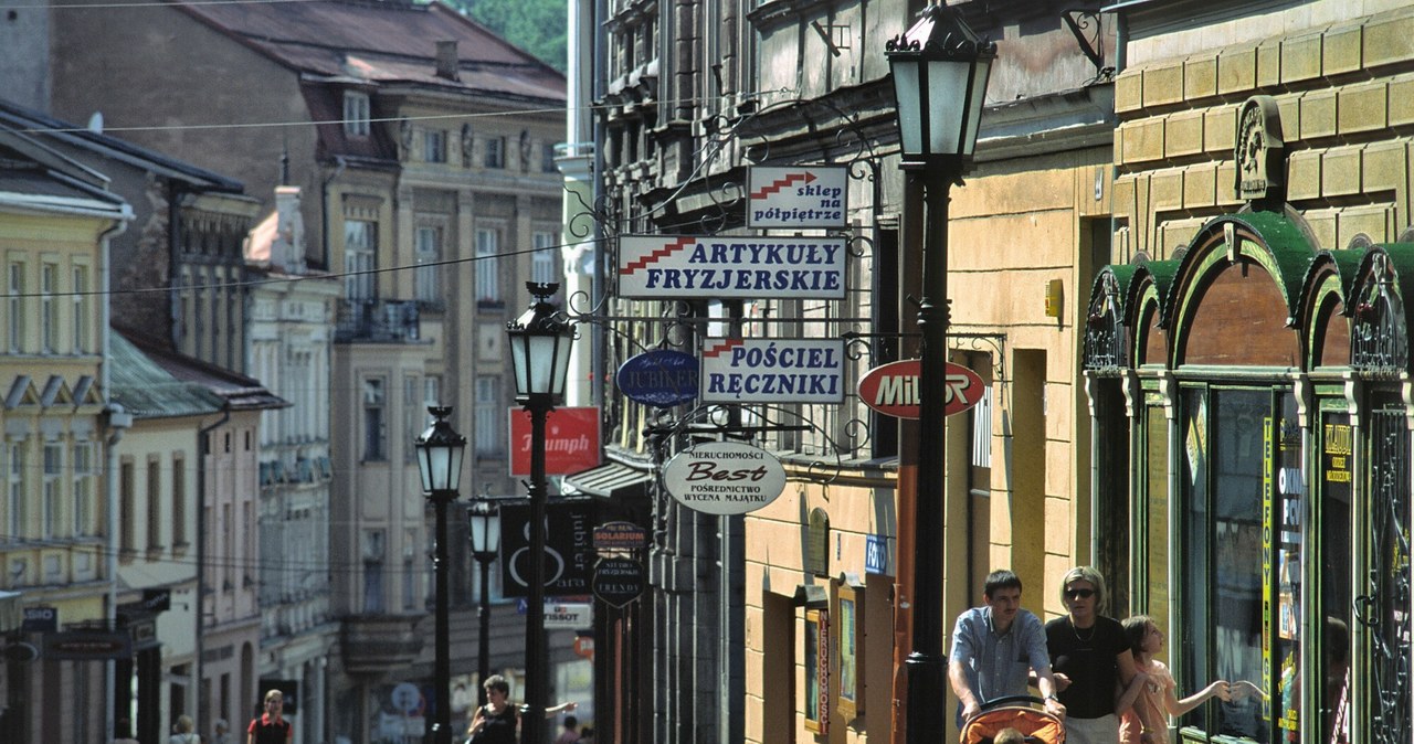 Czesi robią zakupy m.in. w polskim Cieszynie. Zdjęcie ilustracyjne. /Jacenty Dedek/Reporter /East News