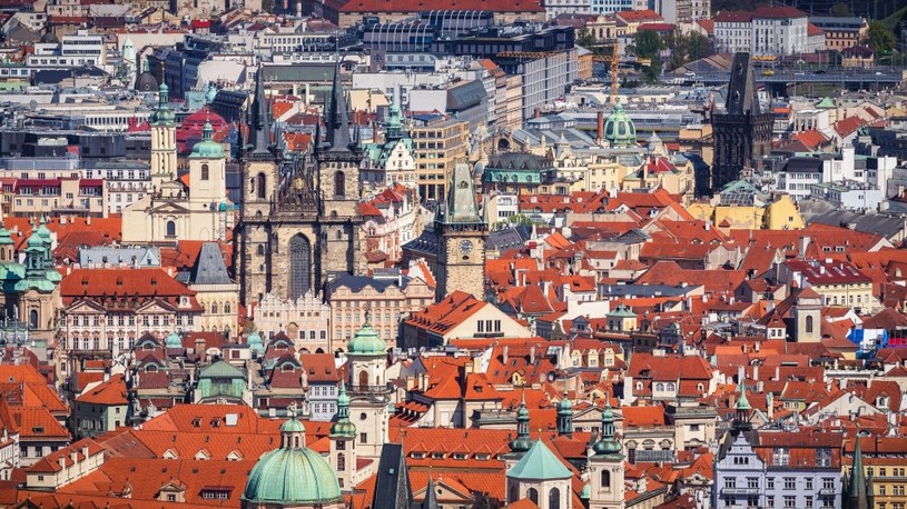 Czeski parlament przegłosował podwyżkę podatków /123RF/PICSEL