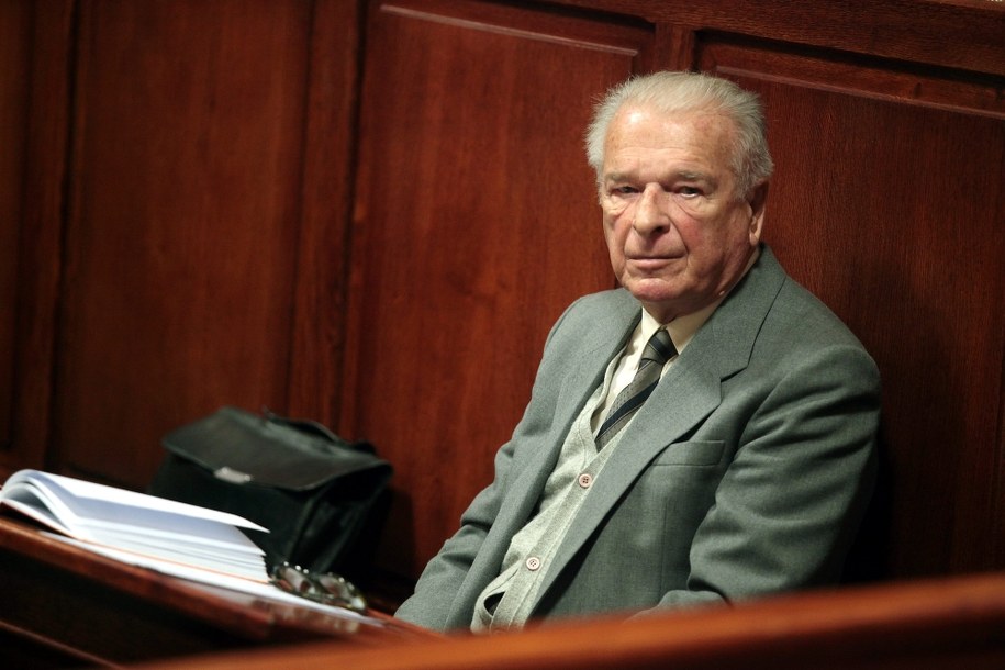 Czesław Kiszczak /Tomasz Gzell    /PAP