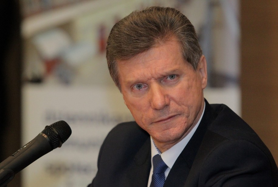 Czesław Małkowski podczas debaty /Tomasz Waszczuk /PAP