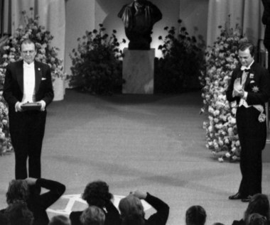 Czesław Miłosz, laureat Nobla 1980. "Literatura zwrócona ku historii, zawsze aluzyjna" 