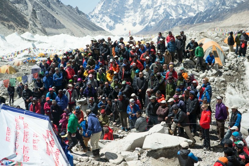 Członkowie ekip wspinaczkowych w Himalajach /INTERIA.PL/materiały prasowe