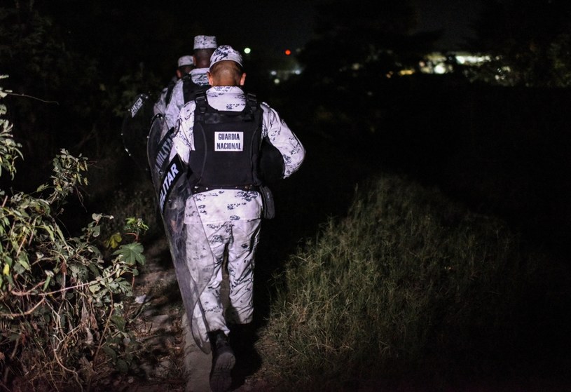 Członkowie meksykańskiej Gwardii Narodowej patrolujący granicę Meksyk-Gwatemala w Ciudad Hidalgo w stanie Chiapas /ISAAC GUZMAN /AFP