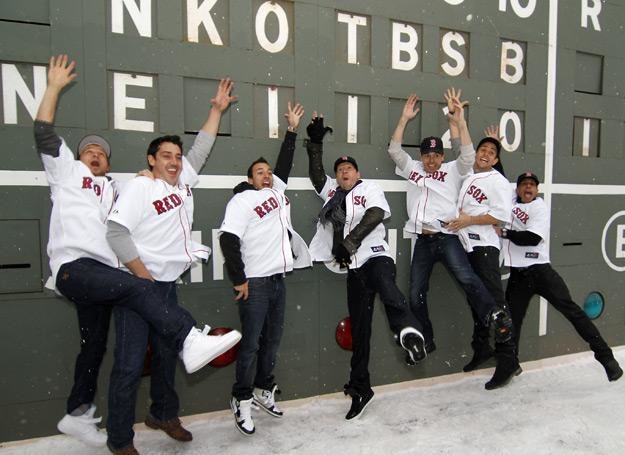 Członkowie New Kids On The Block i Backstreet Boys - fot. Robert E. Klein /Getty Images/Flash Press Media