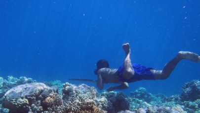 Człowiek może nauczyć się żyć pod wodą. Trochę...