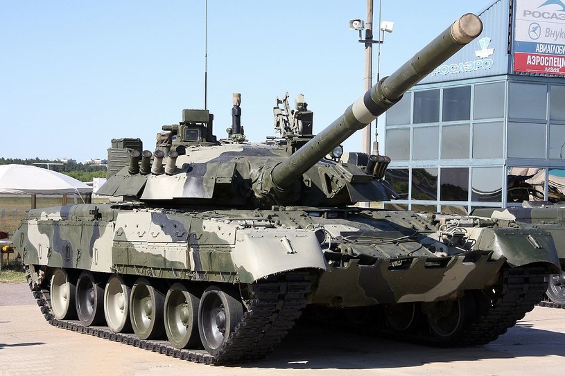 Czołg T-80, do której należy T-80BW /Witalij W. Kuźmin/Creative Commons Attribution-Share Alike 4.0 International /Wikipedia