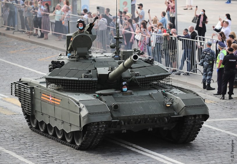 Czołg T-90M jest najnowszą maszyną w arsenale Putina. /Wikipedia