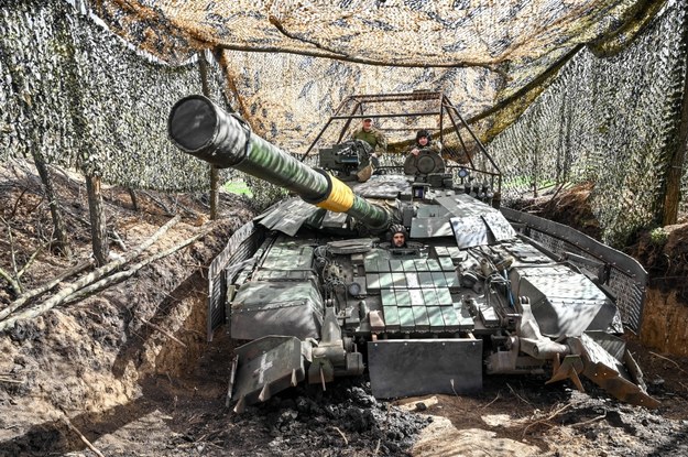 Czołg ukraińskiego wojska na zdjęciu ilustracyjnym /Dmytro Smolienko /PAP/EPA