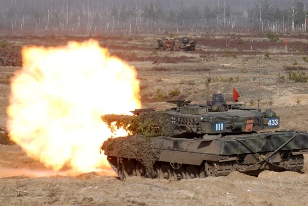 Czołgi Leopard 2 /VALDA KALNINA /PAP/EPA