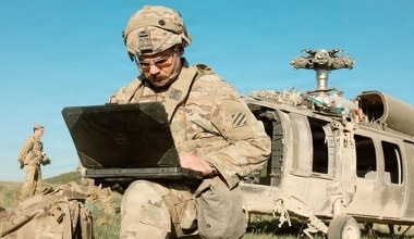 Czołgiści z USA zmiażdżeni przez droniarzy z Ukrainy na ćwiczeniach NATO