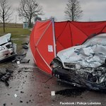 Czołowe zderzenie aut w Lubelskiem. Nie żyje jedna osoba, dwie są w szpitalu