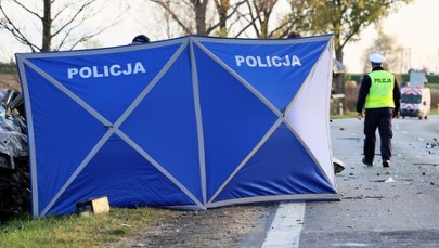 Czołowe zderzenie na DK10. Nie żyje jedna osoba