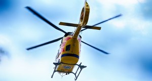 Czołowe zderzenie osobówek w Małopolsce. Są ranni