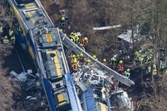 Czołowe zderzenie pociągów w Bawarii. Trwa akcja ratunkowa