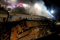 Czołowe zderzenie pociągów w Grecji