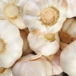 Czosnek nową alternatywą dla popularnych płynów do płukania ust