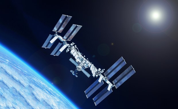 Czterej astronauci przybyli na ISS. Wśród nich jest pierwszy Turek