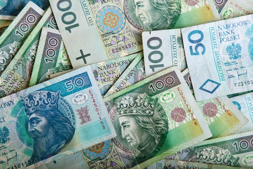 „Czternastka” trafi nie tylko do seniorów. Dodatkowe pieniądze otrzyma też konkretna grupa
