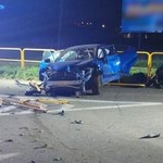 Czternastolatka wsiadła za kierownicę. Rozbiła auto 