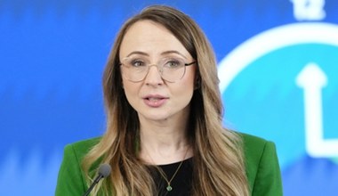 Czterodniowy tydzień pracy to urzędy i usługi zamknięte w piątek? Minister tłumaczy 