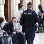 Cztery osoby zatrzymane w związku z atakiem nożownika w Marsylii