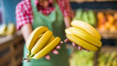Cztery owoce, które sprawiają, że banany błyskawicznie brązowieją – unikaj ich w kuchni