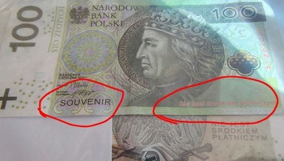 Cztery razy zapłacił "souvenirami". Dostał je w prezencie
