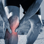 Cztery sposoby na opuchnięte kolana