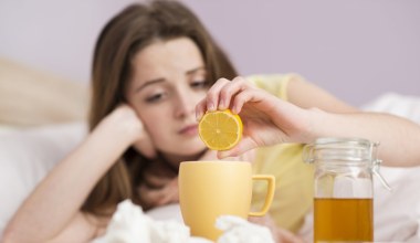 ​Czujesz, że coś cię bierze? Tak zatrzymasz przeziębienie bez wizyty w aptece