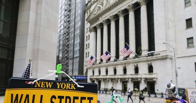 Czwartek na Wall Street przyniósł spadki indeksów. Fot.  Eduardo Munoz Alvarez/Getty Images/AFP /AFP