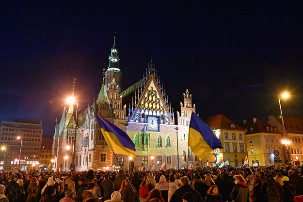 Czwartkowa manifestacja solidarności z Ukrainą we Wrocławiu /Maciej Kulczyński /PAP