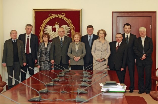 Czy Andrzej Bratkowski (drugi z lewej) odejdzie z Rady Polityki Pieniężnej? /INTERIA.PL