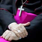 Czy biskup ukrywał pedofilię w diecezji tarnowskiej? Rusza proces